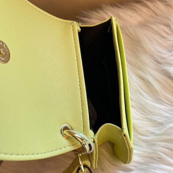 NWT Steve Madden (BJEMMA) Lemon Card Case Wallet/Wristlet - Picture 12 of 12